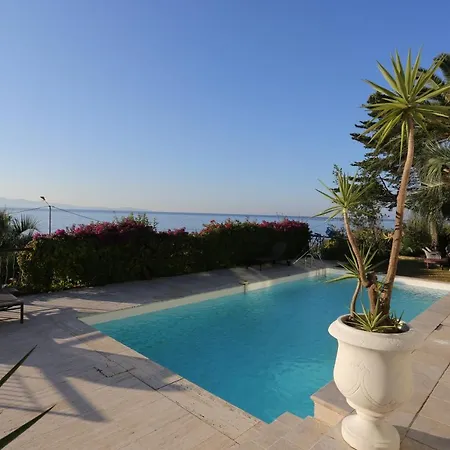 Ajaccio - De Standing Avec Piscine Sur Les Sanguinaires V-91 *